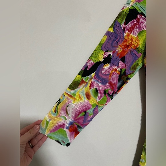 Alberto Makali Vibrant Watercolor Floral Cardigan and Shell Set Size Medium - Picture 5 of 10